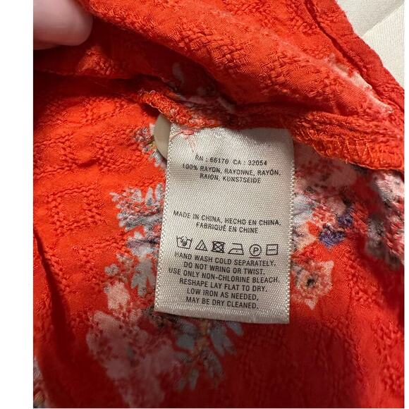 Maeve Anthropologie V-Neck Button Up Short-Sleeved Blouse Size 0 Floral Top - Picture 5 of 7